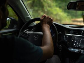 Jakie programy dofinansowania prawa jazdy funkcjonują w 2025 roku? - otopr.pl